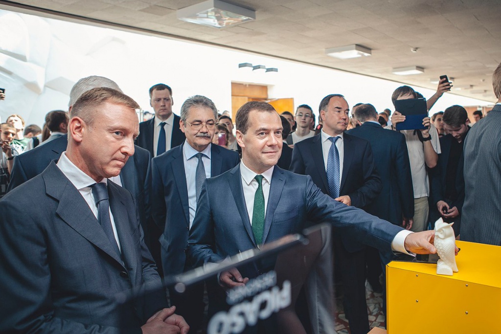 VN2xAqlVz9E.jpg Medvedev.jpg